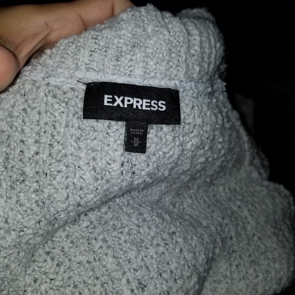 Express - Picture 2 of 2